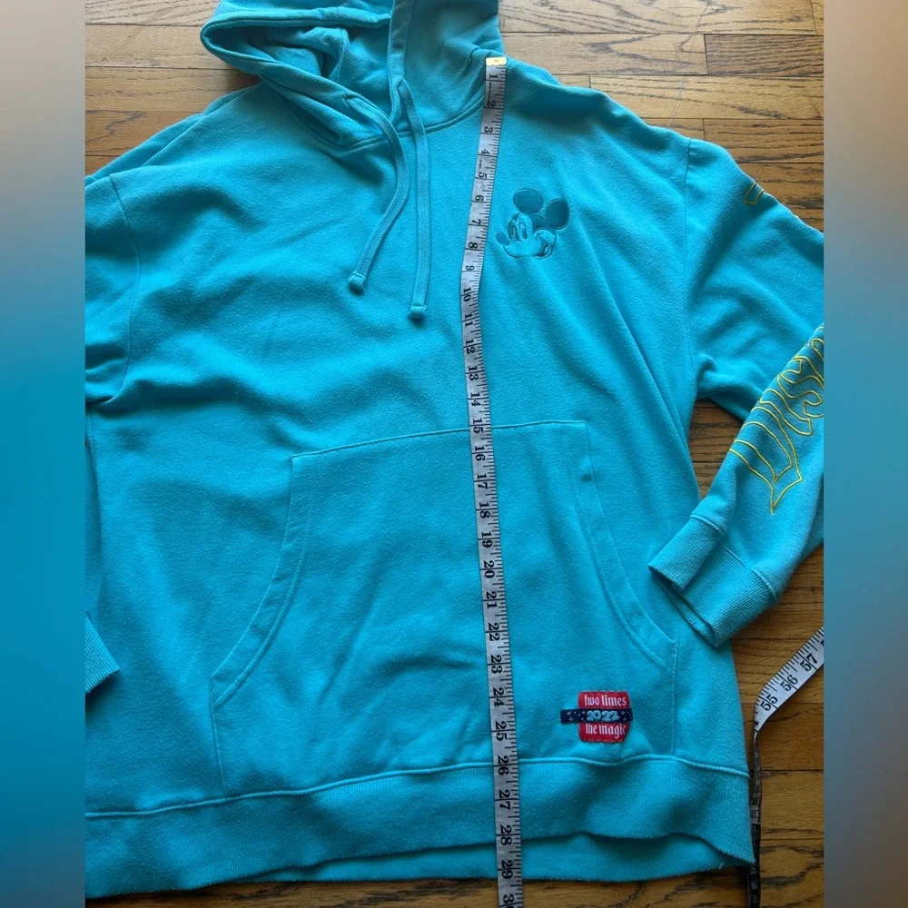 Disney Year 2022 Hoodie Men Size Large - Picture 9 of 11